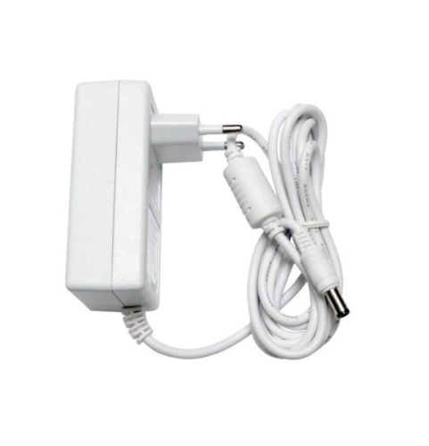 картинка AccordTec AT-12/30-2 Блок питания 12V, 3,0A (белый) от магазина Интерком-НН