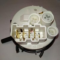 картинка Ardo 520009900 Реле уровня воды (прессостат) для стиральной машины от магазина Интерком-НН