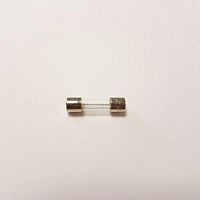 картинка Sony 153232500 Предохранитель 6.3A/250V 20мм Sony CVM-3200PS  от магазина Интерком-НН